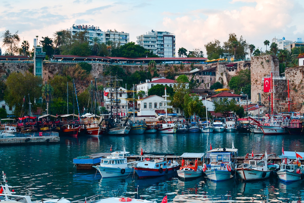 Antalya, Turkey: City Travel Guide to the Mediterranean's Stunning Gem 